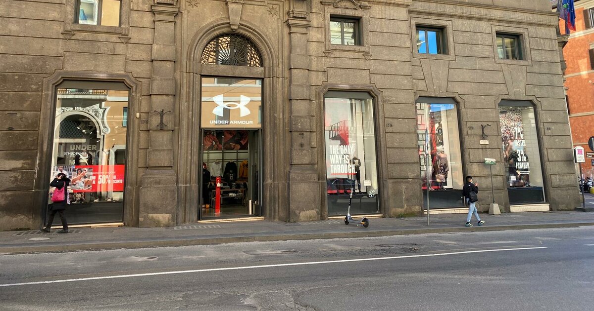 Under armour outlet roma